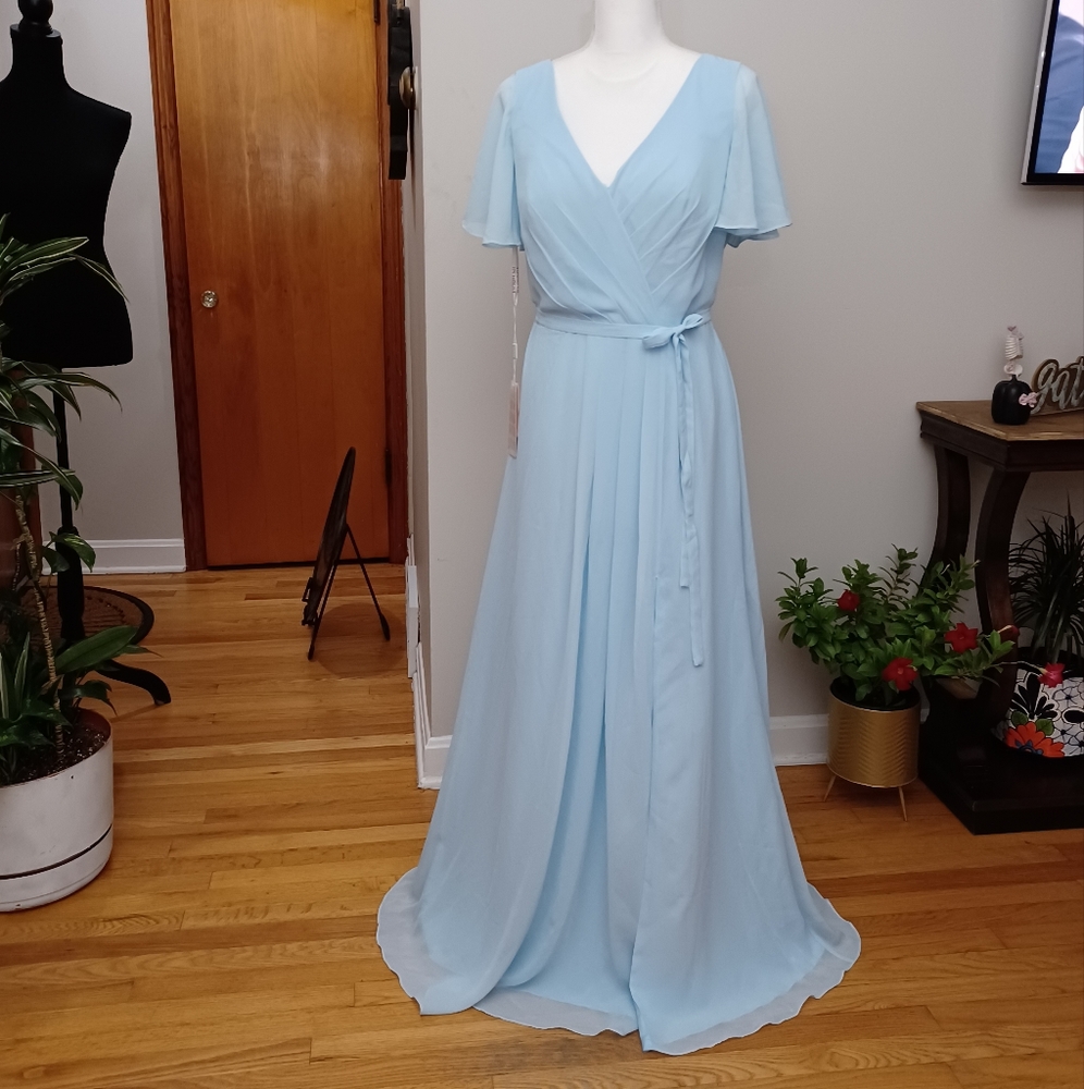 Elegant Blue Maxi Dress - Picture 3 of 16